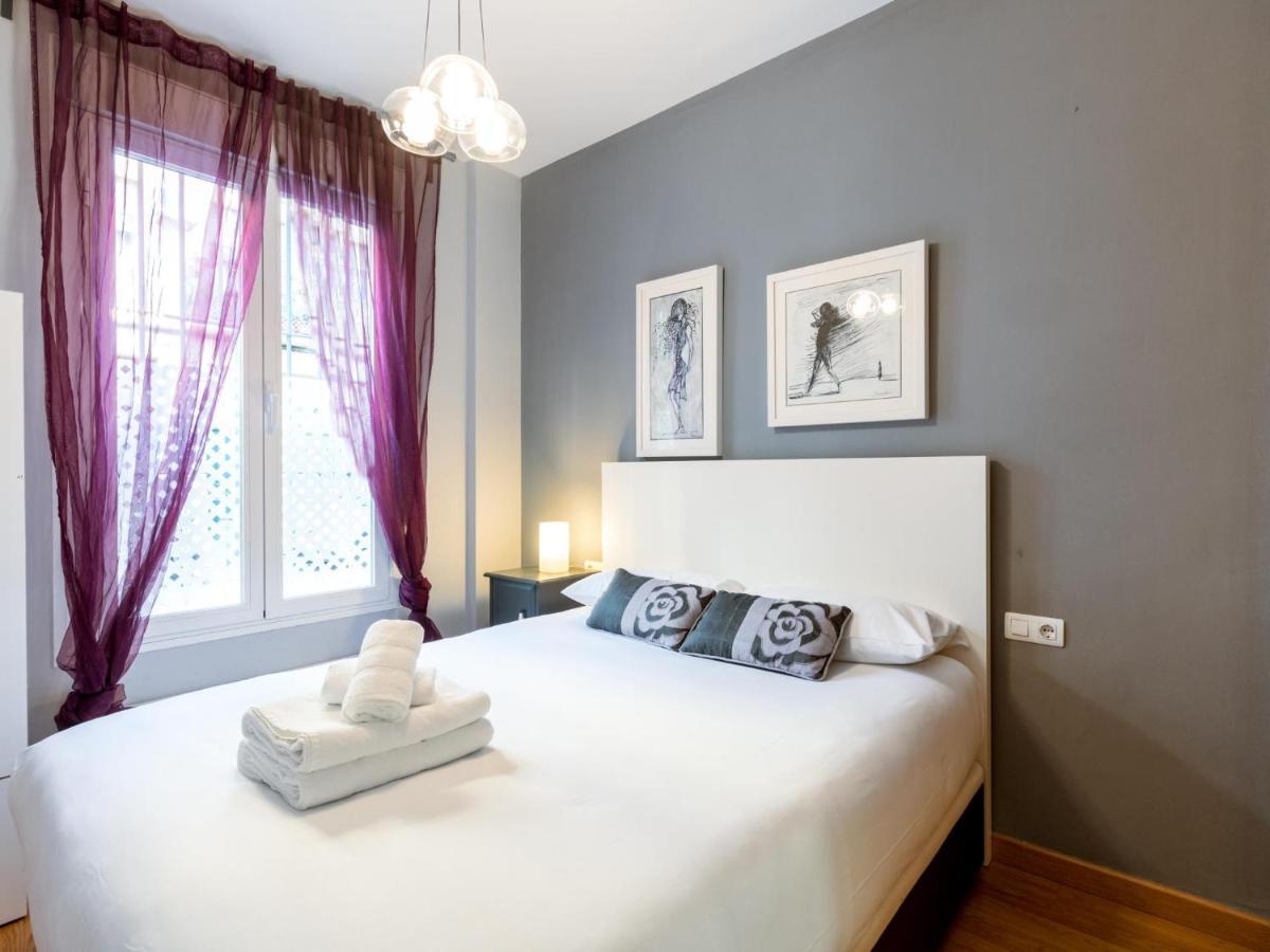 Holi-Rent Goya Appartement Sevilla Buitenkant foto