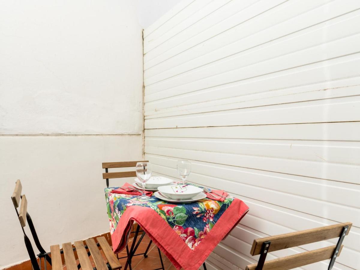 Holi-Rent Goya Appartement Sevilla Buitenkant foto
